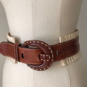 Beautiful leather belt with stitching and ruffles